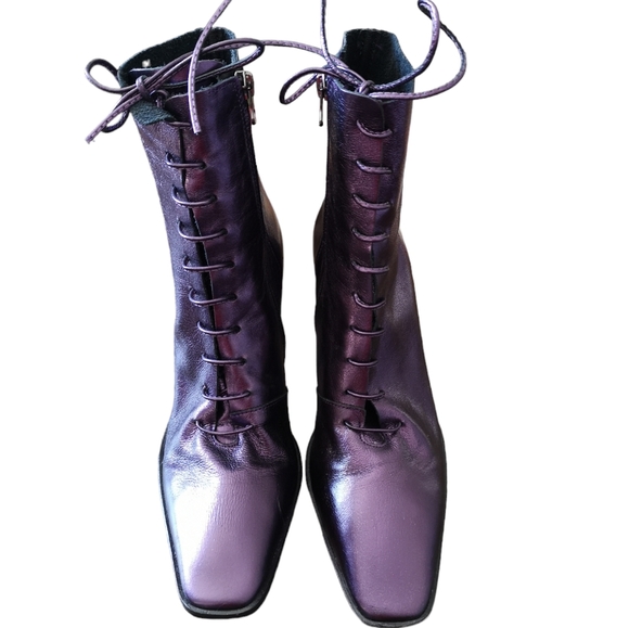 L'INTERVALLE Shoes - L'Intervalle Steinway Metallic Leather Purple Lace Up Heeled Bootie Size EU 40